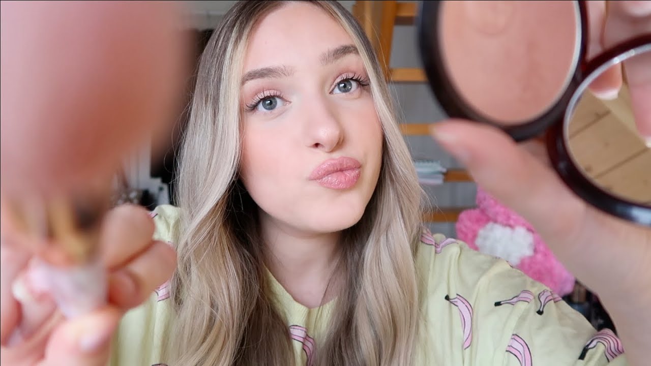 ASMR Große Schwester testet ihr neues Makeup an dir 🥰💄✨