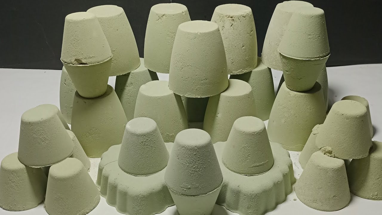 👌👌 Baking soda crush 🤤 satisfying videos 😄#asmr #bakingsoda 