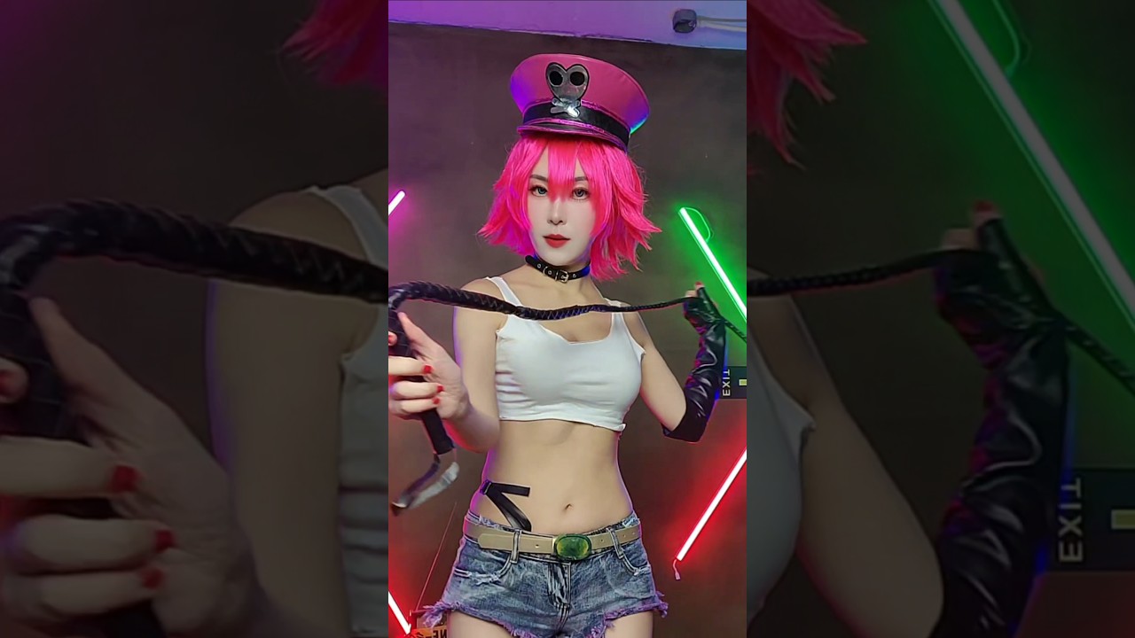 Street Fighter 5  Poison cosplay 스트리트 파이터 5 포이즌 코스프레 ストリートフアイターポイズン 街头霸王5 毒药cos  #dance