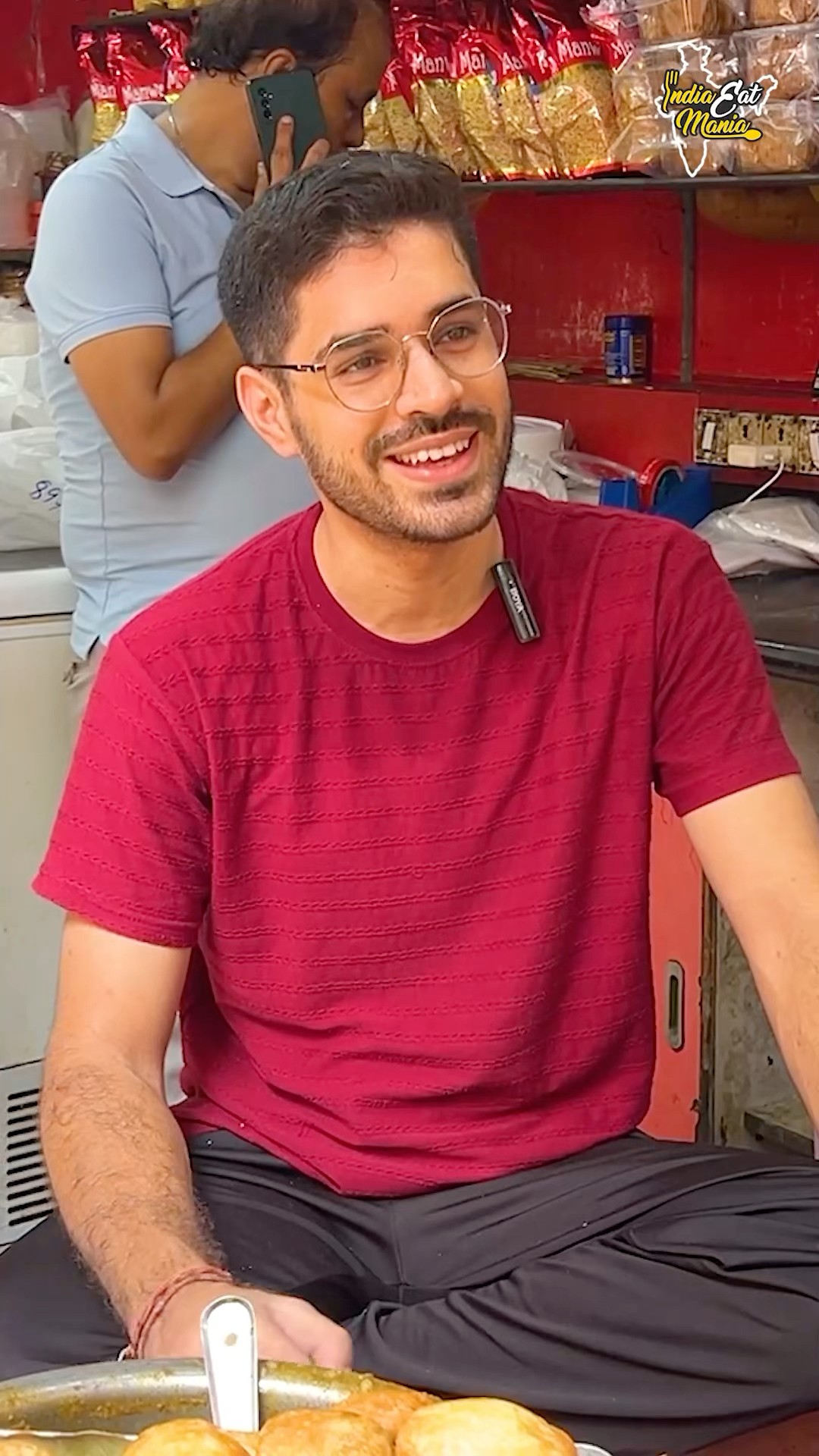 Handsome Chartered Accountant Selling Kolkata Style Cheapest Club Kachori Rs. 10 #kolkata #shorts
