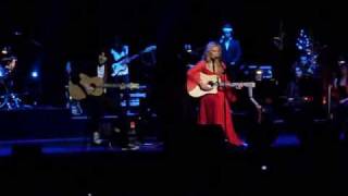 Video thumbnail of "Delta Goodrem - Amazing Grace (live)"