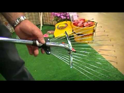 Video: Serrated Rake: Features Reinforced Metal Shank Garden Models, Sliding And Plate Rakes. Characteristics Of The Fiskars And Gardena Models