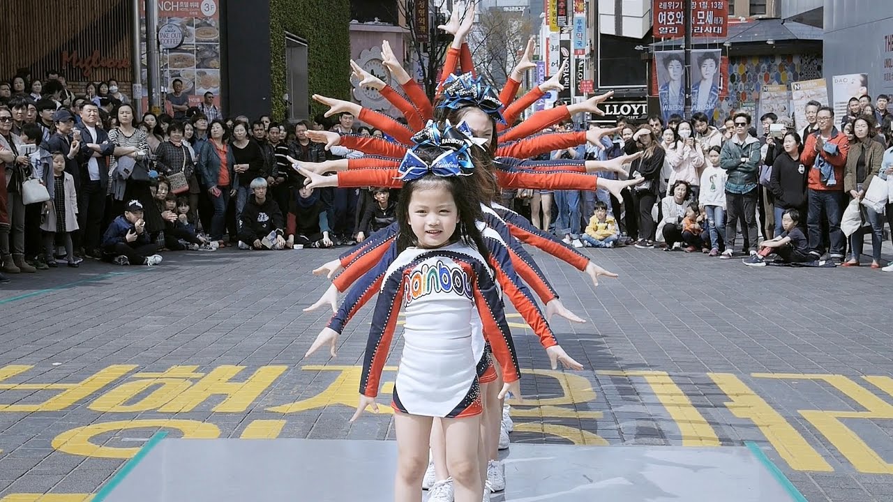 어린이 치어리딩팀 레인보우 | Kidz Cheerleading Squad Rainbow | 치어리딩 퍼포먼스 @ 명동 힘내라 청춘 캠페인 Filmed by lEtudel