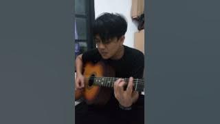 membebaniku versi gitaris pa agaw .Ariel KW