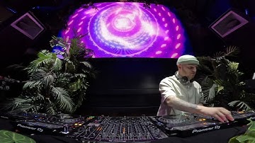 PEARCE // MISFIT MIX