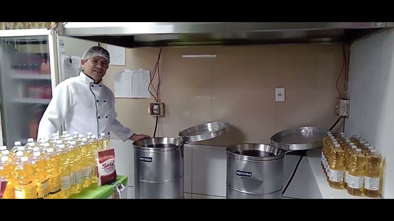 Fritadeira Eletrica Água e Óleo.