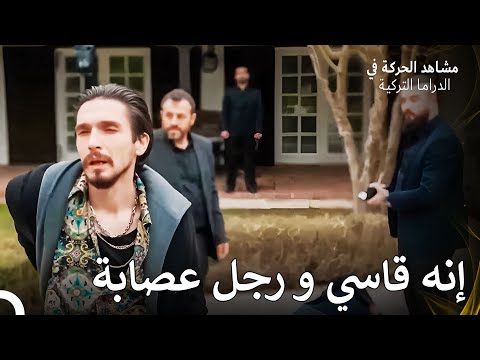 جاء تمساح جليل إلى الحفرة الحفرة  