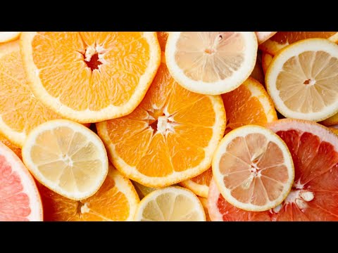 Video: Vilka är Hälsofördelarna Med Apelsiner?