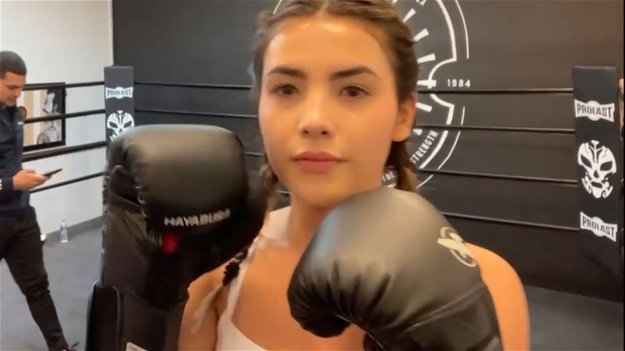 andrea botez boxing walk｜TikTok Search