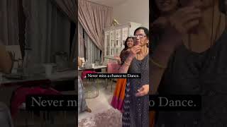 Mera dil yeh pukare dance | Moms | grandmoms dance | vishakha Verma #vishakhasdance #simpledancestep