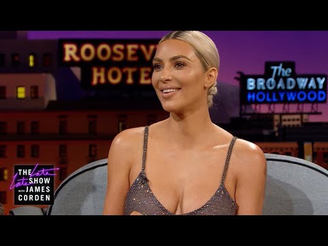 Kim Kardashian West Planned This Years Christmas Card Youtube