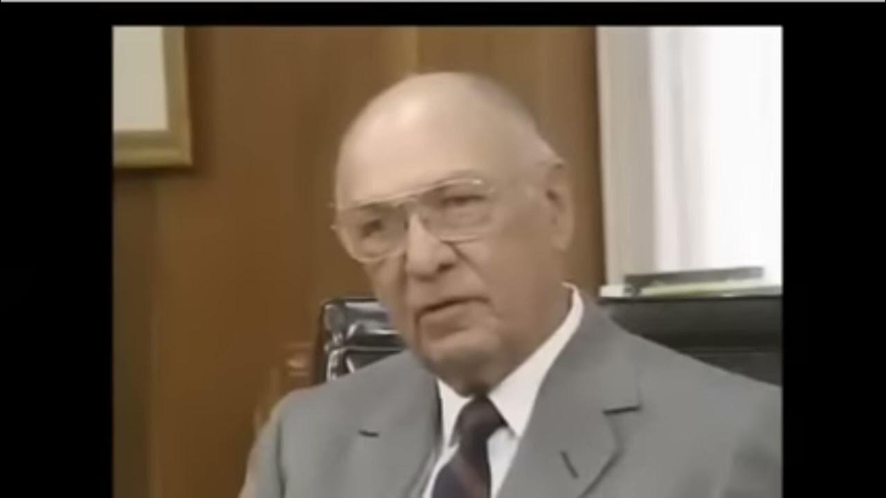 Hogan On Equipment - YouTube