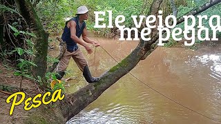 lancei o imã no rio mais quase morri de medo quando vi aquilo vindo