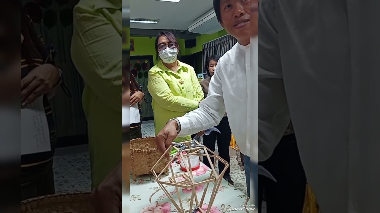 โคมบัวเพชร