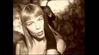 Rickie Lee Jones - Up From The Skies (Official Video) chords