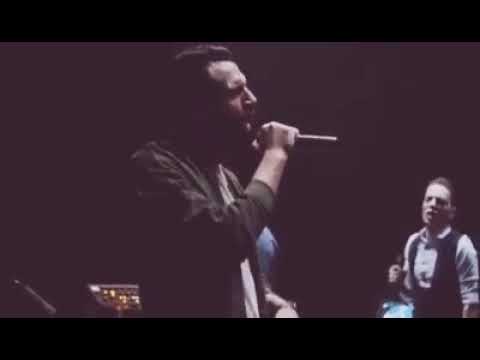 دنيا شله من الصحاب