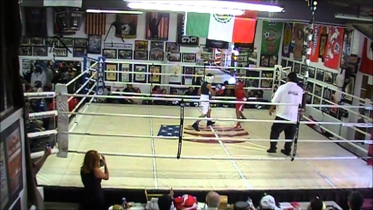 2014.11.02 9 Daniel Haro (Fresno) vs Rafael Saldana (Bakersfield) 1011