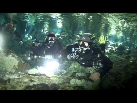 Wideo: Jak Nurkować W Jaskiniach Cenote W Meksyku - Matador Network