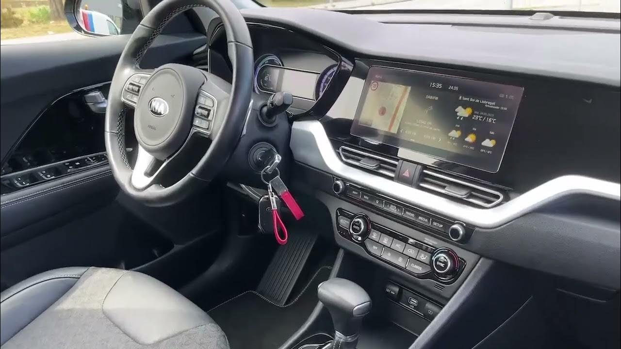 Kia Niro Drive - YouTube