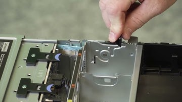 Lenovo ThinkSystem SR850 V3 removing a CMOS battery