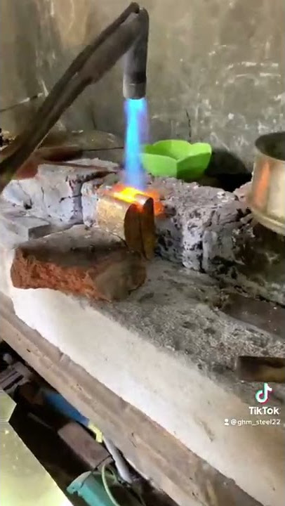 Proses pembuatan pedang zulfikar