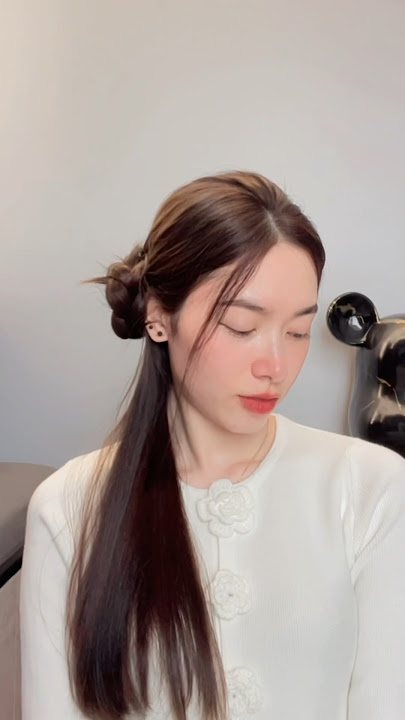 Tóc xinh đi chụp tết, hợp với áo dài nè 🥰