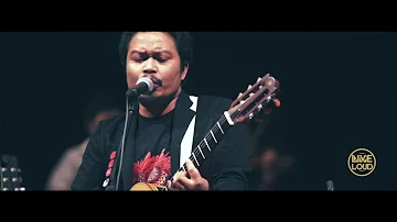 Payung Teduh - Menuju Senja