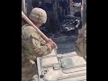هروب جنود أميركيين من مدرعة بعد أن اقتحمها حيوان راكون 