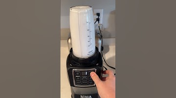 Make your blender clean it self #cleaning #cleaningtips #cleaninghacks