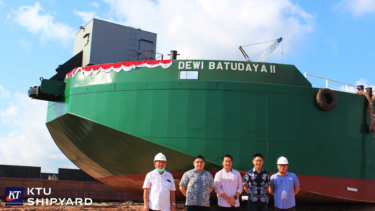 DEWI BATUDAYA II OIL BARGE
