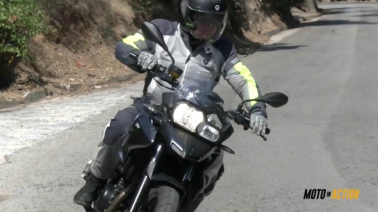 BMW GS 700 Test ride Moto in Action