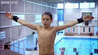 Tom Daley Learns a New Dive - Tom Daley: The Diver and his Dad, Preview - BBC One