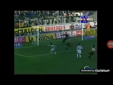 Inzaghi ruba 3 gol a del Piero che non esulta