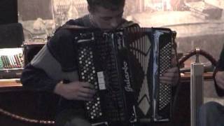 Jularbo : Jon Halvor Kvamme & Åsa Arvidsson performing "Grövelsjövalsen" chords