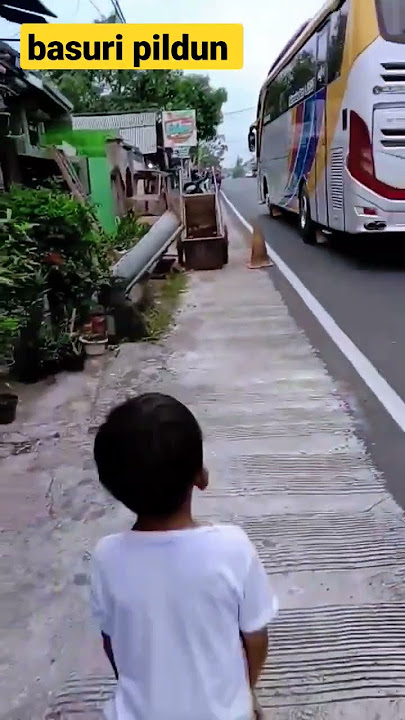 klakson telolet piala dunia #klaksonbasuri #teloletviral #teloletbus #basuri