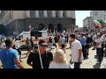 Сълзотворен газ пред Партийния дом на ъгъла с Дондуков