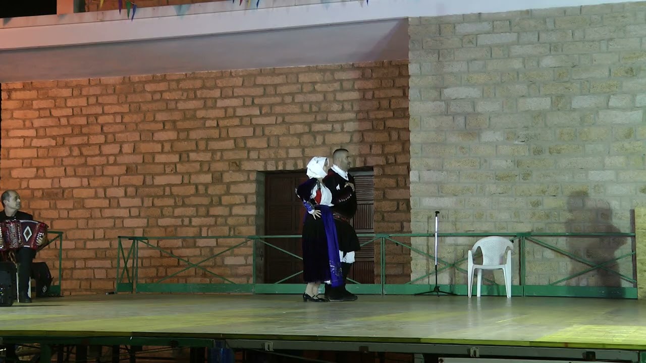 ==Guido Vercellino e coppia di Illorai== =Ballo di Illorai=   (18)