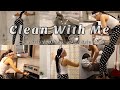 CLEAN MY UNDECORATED APARTMENT WITH ME | MINI BATHROOM DECORATION | LAUNDRY DAY (WASH & FOLD)