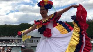 Video-Miniaturansicht von „Cumbia en Paris Con Calisabor ! Año de La Colombia en Francia Francy Barahona y su escuela Calisabor“
