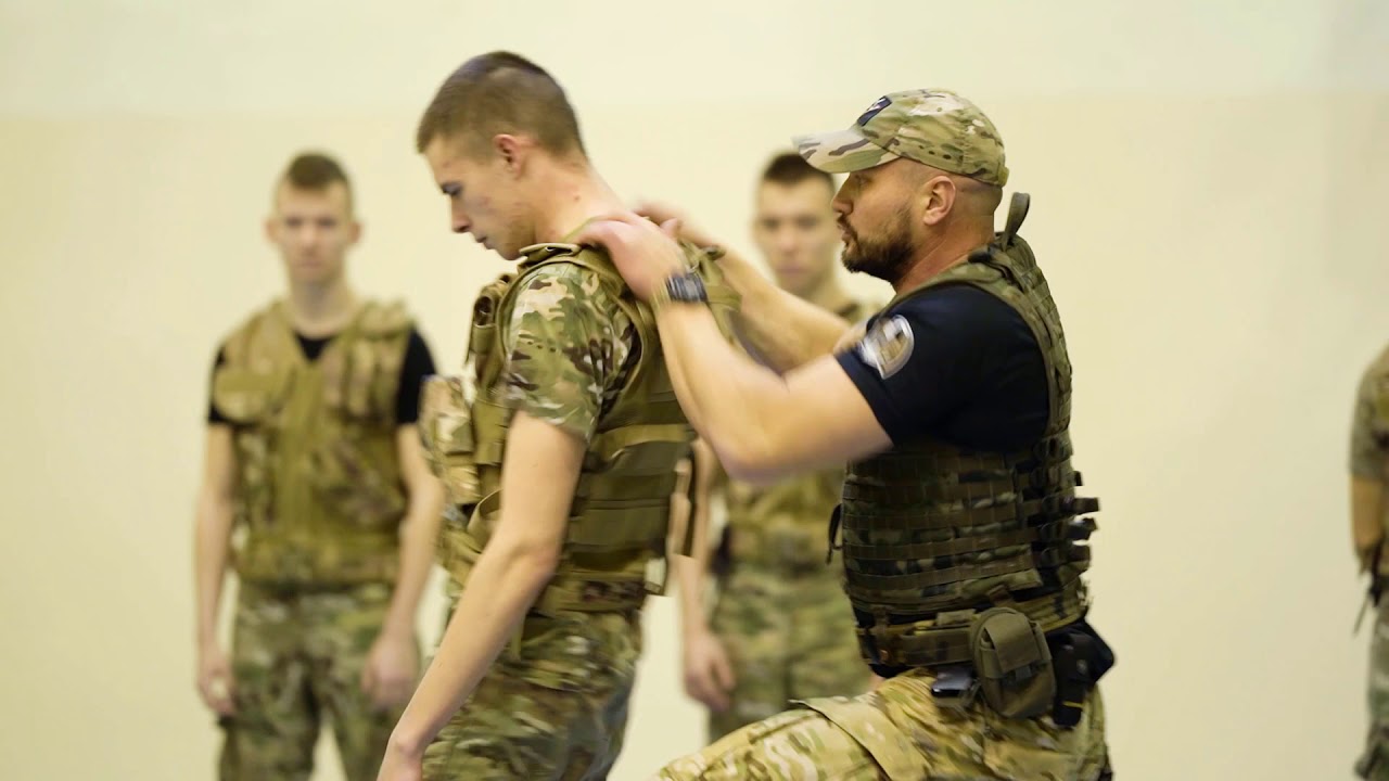 Pokaz technik militarnych - CKB i I LO Feniks