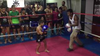 Buakaw & Muaythai kid