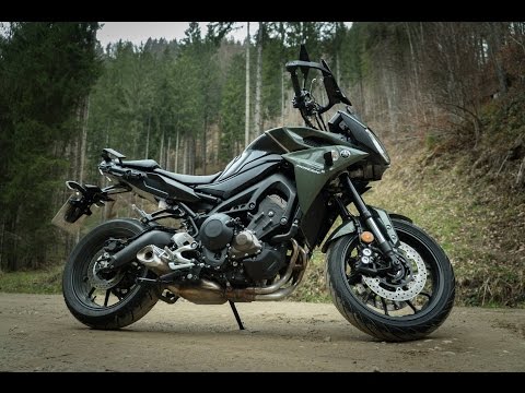 2017 Yamaha Tracer 900 (MT-09 Tracer) / FJ-09 Review