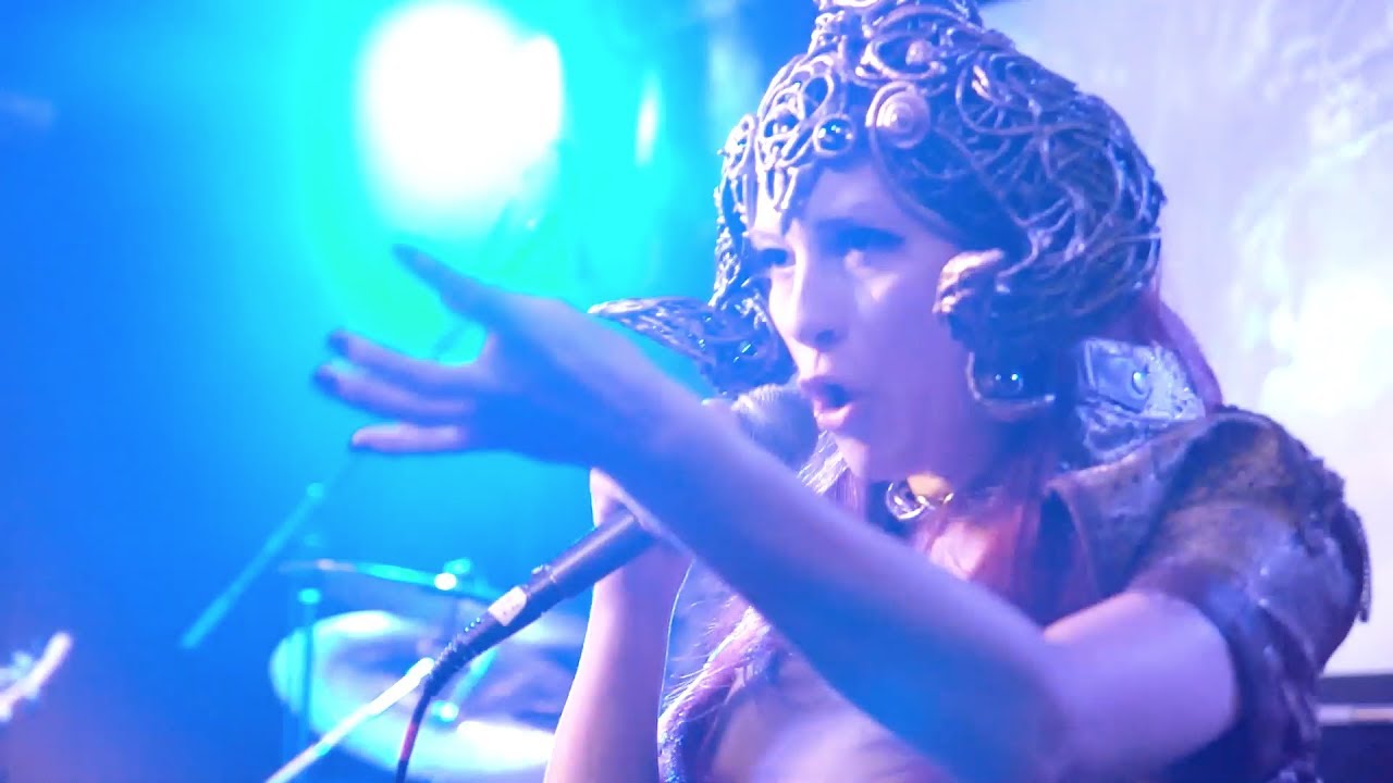 Smoke For The Clouds (Ahuirán's Water) Live - Fabulae Dramatis