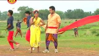 Brand new sambalpuri song from "khunti jam heiche" album....music by
padarth-aswini.....with it's foot tapping beat this 2009 dhamaka
really rocks...