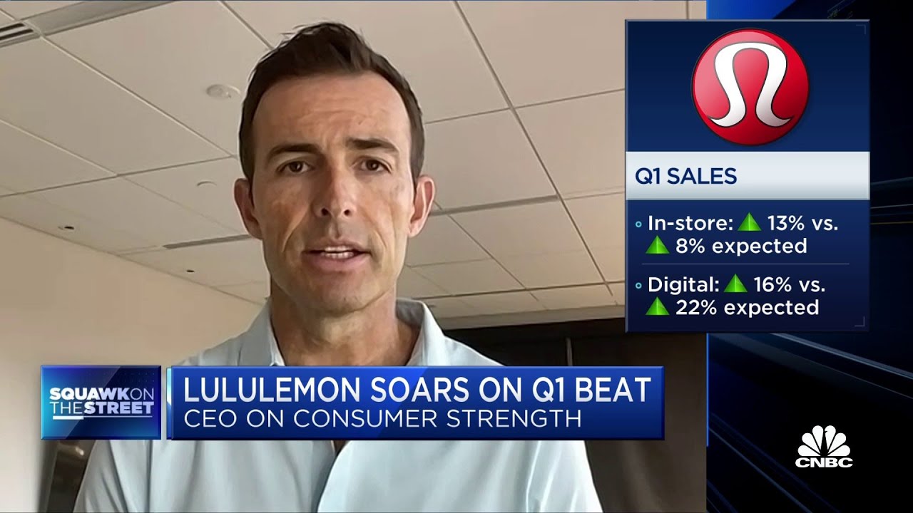 Lululemon CEO who fired employees for confronting thieves stands