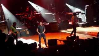 Blur - Song 2 (Wolverhampton Civic Hall, 6th Aug 2012)