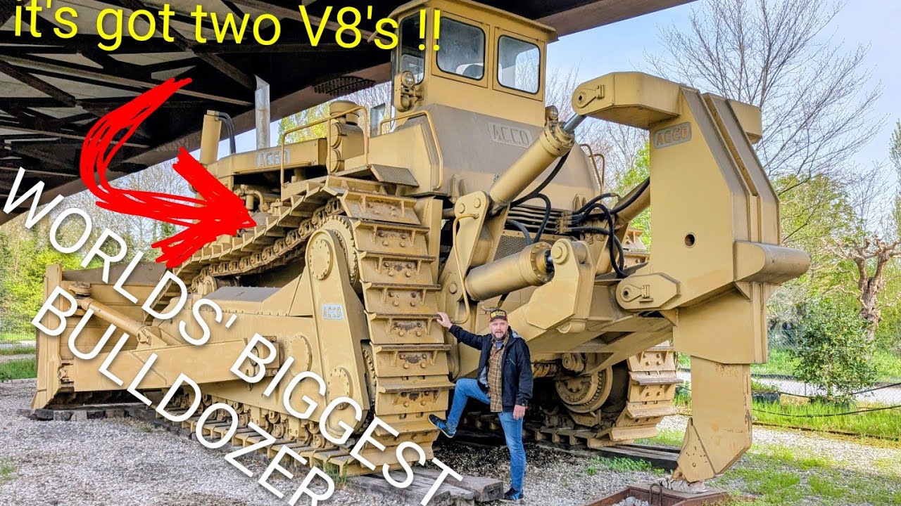 Acco - Я посещаю САМЫЙ БОЛЬШОЙ В МИРЕ БУЛЬДОЗЕР!