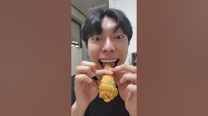 닭다리 한입에 먹는법