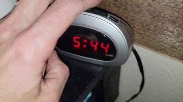 HOW TO SET THE TIME ON A DIGITAL ALARM CLOCK