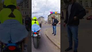 Засмотрелся на мотик..😅 Вот вам и мотивация - купить МОТОЦИКЛ🏍😊 #мото #bikelover #motorcycle